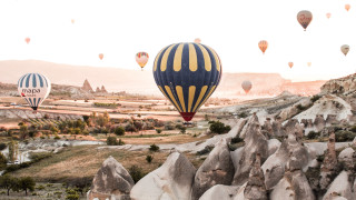 Hot air balloons valley mountains 2 - rock and boulders free wallpaper