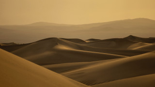 Desert sand dunes mountains hazy - sand free wallpaper