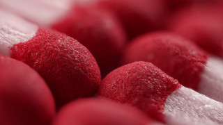 Red and white dessert closeup - sugar free wallpaper