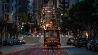 Trolley street night cityscape tokyo - a trolley car free wallpaper