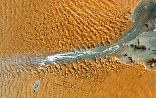 Ocean sand dunes boat space - sand free wallpaper