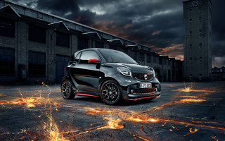 Smart car fire tires cityscape - smart free wallpaper