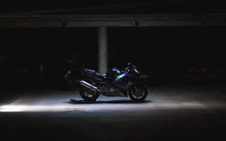 Motorcycle parking garage night minimalist - daarken free wallpaper