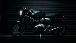 Motorcycle garage door dark light - cafer bater free wallpaper