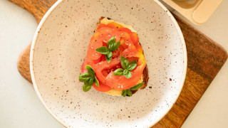 Plate sandwich table knife sauce - a sandwich free wallpaper