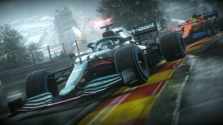 Racing car city fog 4k - racing free wallpaper for desktop