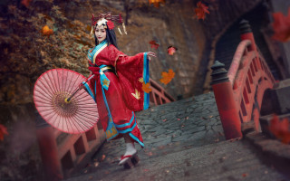 Woman kimono umbrella autumn portrait - a pink umbrella free wallpaper