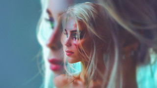 Blonde woman red eyeliner fantasy - photorealistic portrait free wallpaper