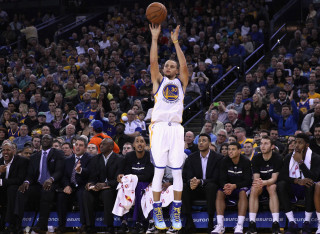 Man basketball shooting crowd stadium - a stadium free wallpaper