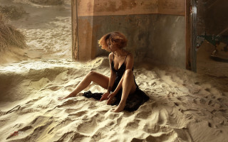 Elina karimova beach fashion portrait - sandy free wallpaper