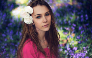 Woman flower hair portrait bokeh - portrait photography free wallpaper