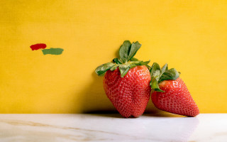 Strawberries yellow wall red flower - stem free wallpaper