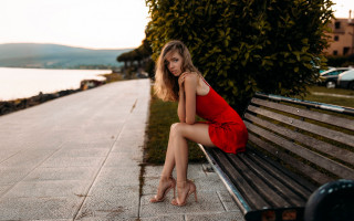 Woman red dress water bench - a bench free wallpaper