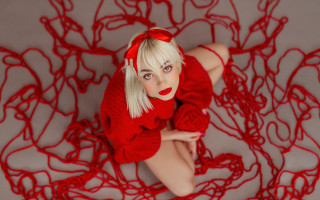 Red sweater red rose spider - red shoe free wallpaper