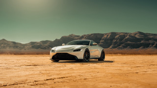 White sports car desert mountains 3 - the horizon free wallpaper