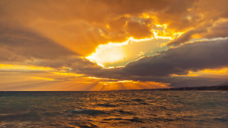 Sunset ocean boat clouds sunbeams - cloud and sun beams free wallpaper
