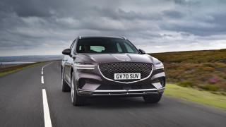 Silver car cloudy sky flower - a road under a cloudy sky free wallpaper