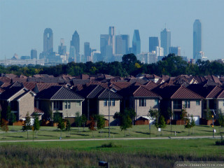 Houses skyline skyscrapers residential area - free city wallpaper