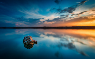 Rock lake sunset clouds portrait - a body of water below free wallpaper for desktop