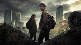 Man woman destroyed car city - biopunk free wallpaper