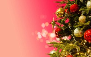Christmas tree pink background ornaments - ornament free wallpaper