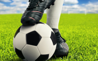 Soccer player on top of - a soccer player free wallpaper