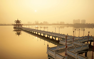 Pier pagoda lake boats architecture - a few boat free wallpaper