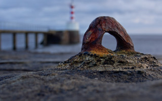 Wood sand lighthouse clouds abstract - a piece of wood free wallpaper