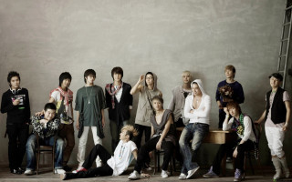 Group portrait ladder background formal - a ladder in the background free wallpaper