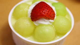 Small cup fruit strawberries grapes 2 - fructose free wallpaper for desktop