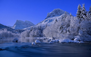Snowy mountains river night fullmoon - a river free wallpaper