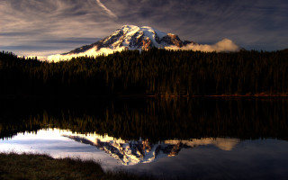 Mountain reflection clouds forest lake - a reflection free wallpaper