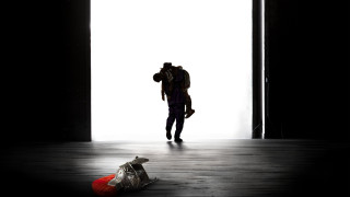 Man backpack doorway redball brokenshoe - broken free wallpaper