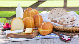 Bread cheeses milk stilllife wooden - a wooden table next free wallpaper
