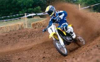 Dirt bike riding track fence - eric dinyer free wallpaper
