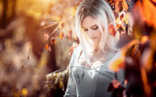 White hair forest autumn blurry - anka zhuravleva free wallpaper