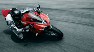 Motorcycle rider helmet panfuturism jigsaw - motion blur free wallpaper