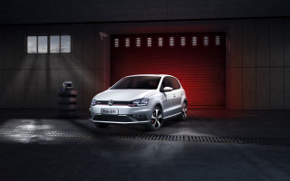 White car garage red lights 2 - the door free wallpaper for desktop