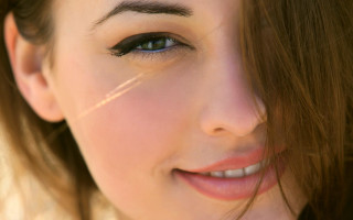 Daphne mcclure photorealistic woman toothbrush - shaded free wallpaper