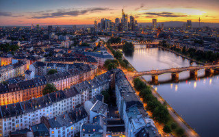 Florence bridge river sunset cityscape - a city in the background free wallpaper for desktop