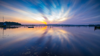 Sunset lake boats clouds urban - adobe lightroom free wallpaper