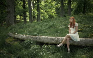 Woman forest sitting moss dress - the background and grass free wallpaper