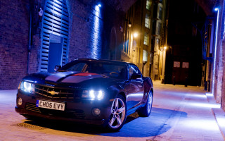 Blue car night city lights - its light free wallpaper