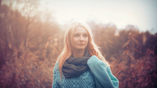 Woman scarf field bushes portrait - a scarf free wallpaper