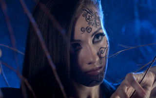 Woman facepaint scissors blue background - fantasy style free wallpaper