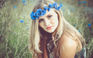Blue flower hair field portrait - blue flower free wallpaper