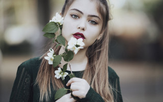 Elina karimova long hair flower - her mouth free wallpaper