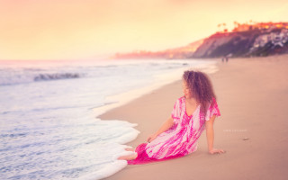 Girl beach sunset pink dress - summer vibrancy free wallpaper