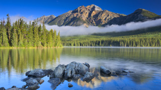 Mountain range reflection lake trees 14 - low free wallpaper