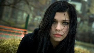Gothic park portrait blackhair blurry - a bench in a park free wallpaper for desktop